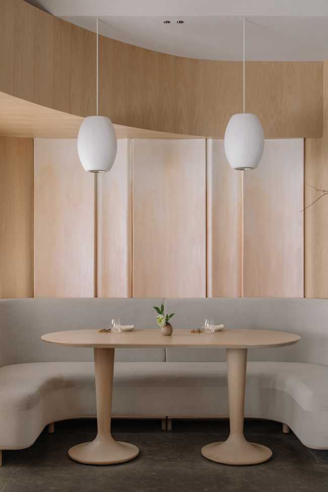 Interior design of Lunar restaurant, an oasis of refuge from the frenzy
