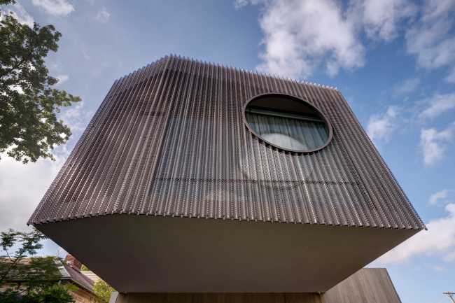 Una coreografia di volumi narra la Stepping Stone House