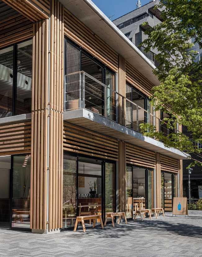 Blue Bottle Coffee Shibuya, design intérieur minimaliste et relaxant