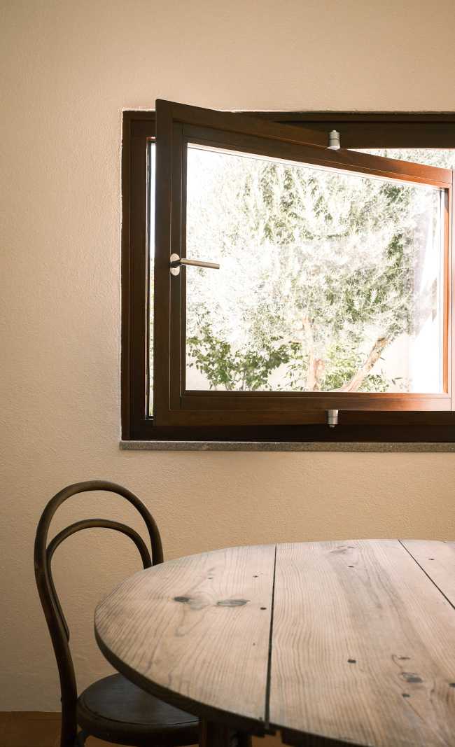 Can an architectural void become the heart of a house?