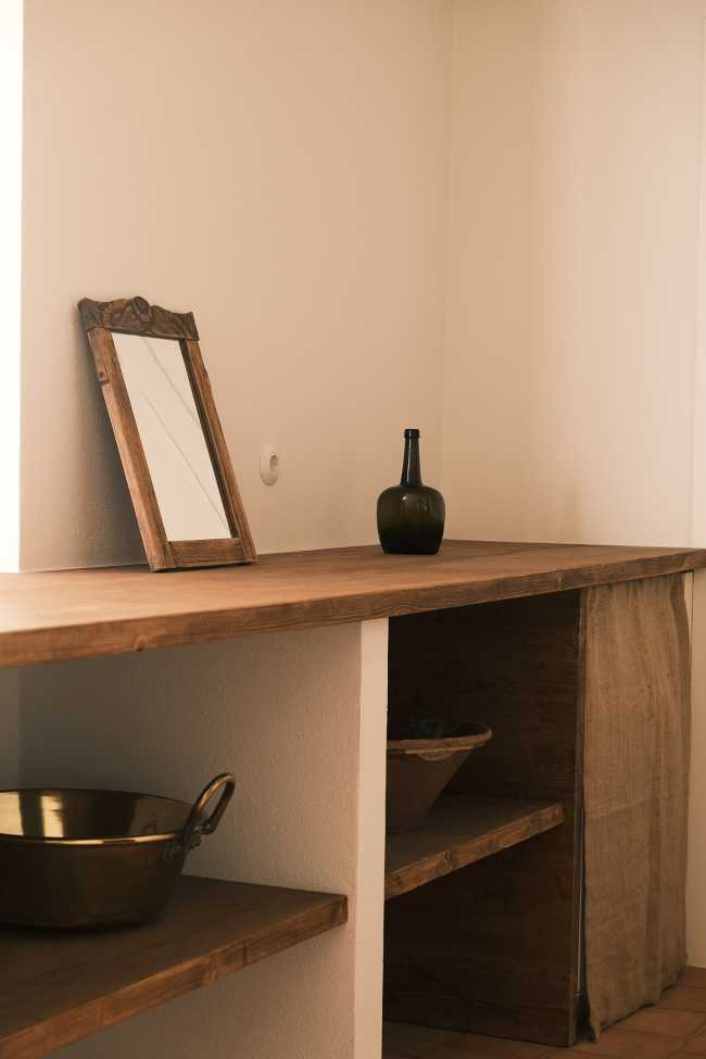 Can an architectural void become the heart of a house?