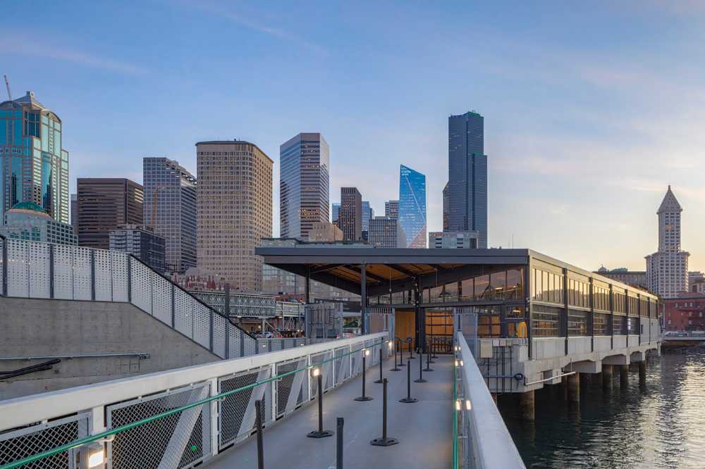 La terminal de ferri de Colman Dock en Seattle