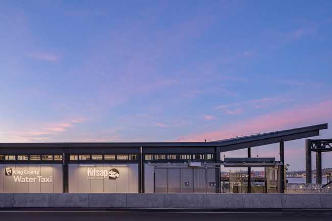 Il terminal dei traghetti di Colman Dock a Seattle