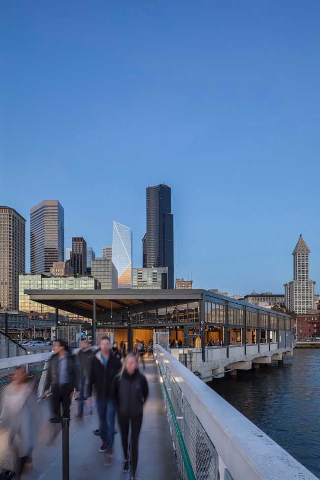 Il terminal dei traghetti di Colman Dock a Seattle