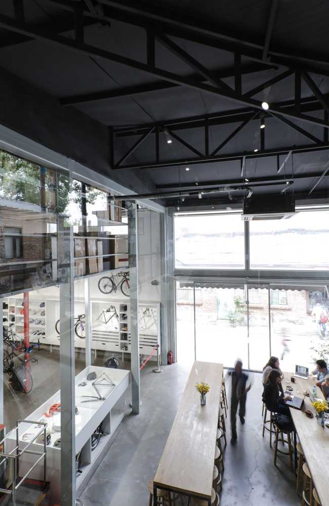 Voyage Coffee 798, a project that brings space back to its origins