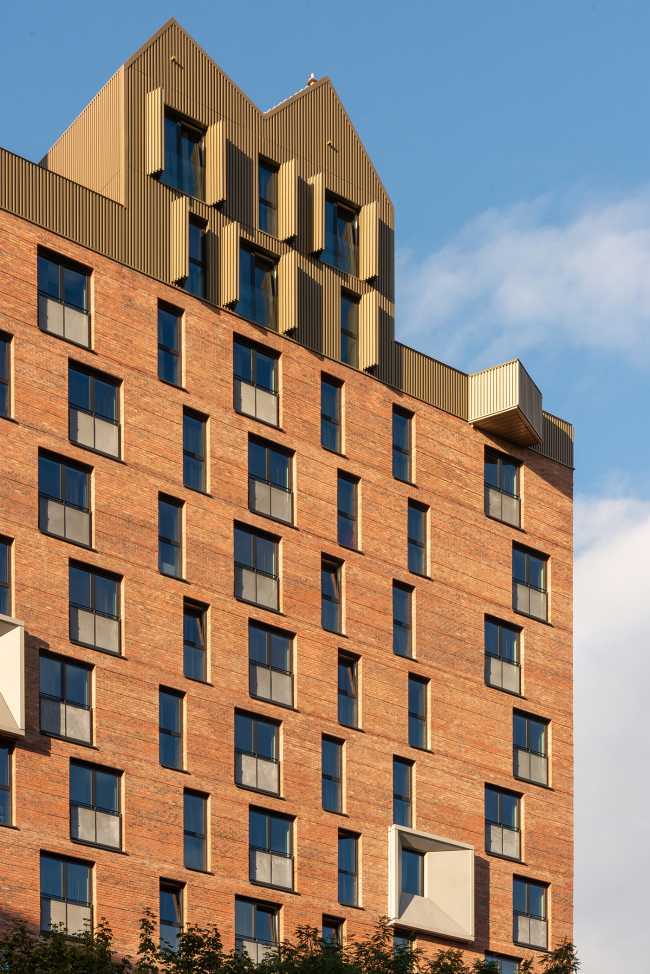 Briques rouges et jeu d'ouvertures pour le nouveau quartier KAMPUS