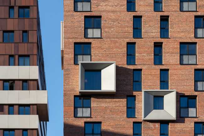 Briques rouges et jeu d'ouvertures pour le nouveau quartier KAMPUS