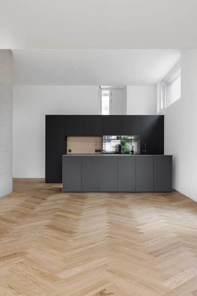 One structure, two dwellings, a stylish and elegant design