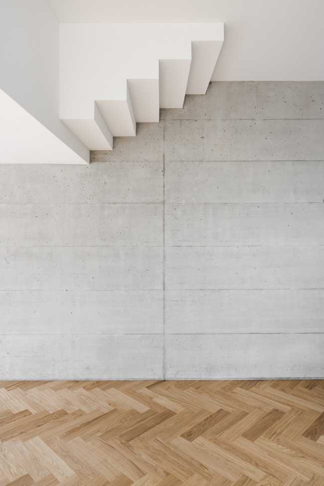 One structure, two dwellings, a stylish and elegant design