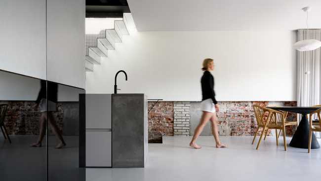 Amsterdam loft, volumi architettonici minimal