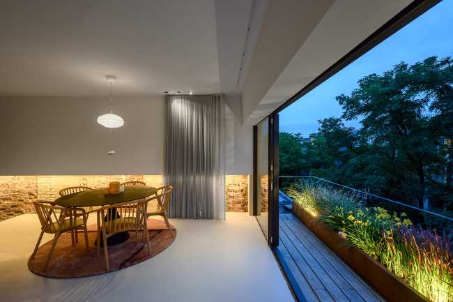 Amsterdam loft, volumi architettonici minimal