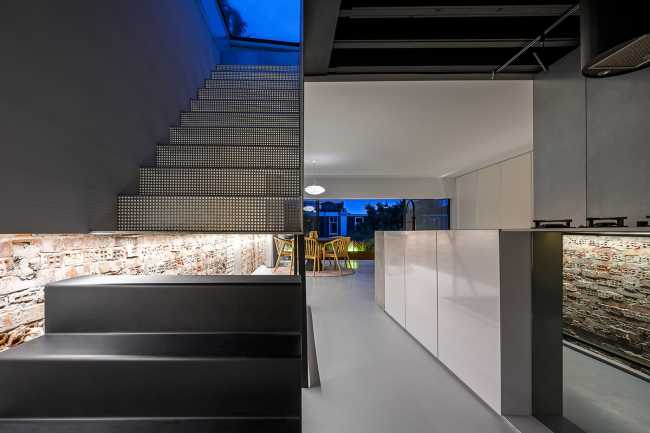 Amsterdam loft, volumi architettonici minimal