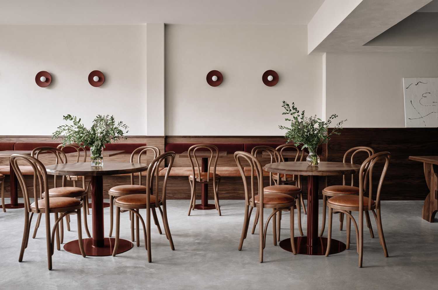 Café Chez Teta, a café with a minimal design like grandma's house