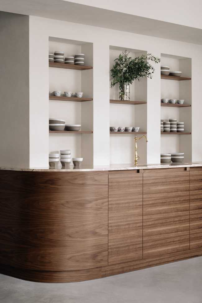 Café Chez Teta, a coffee shop with a minimal design like grandma's house.