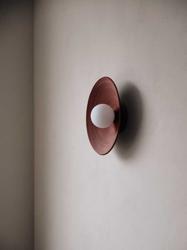 Café Chez Teta, a coffee shop with a minimal design like grandma's house