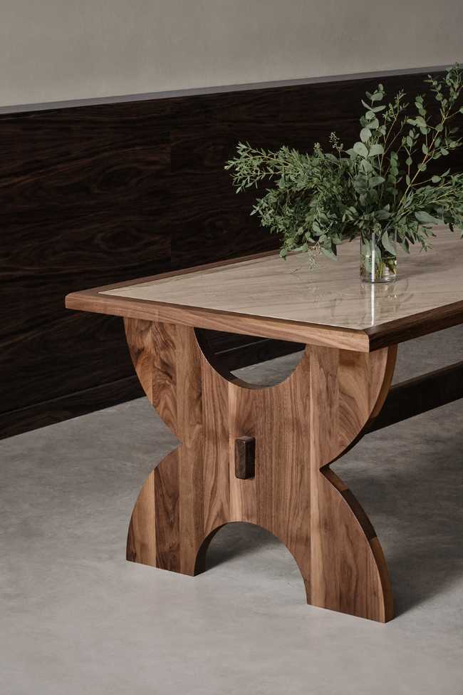 Café Chez Teta, a coffee shop with a minimal design like grandma's house.