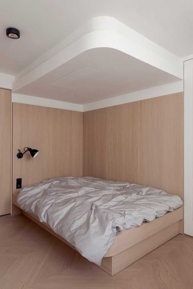 A casa lontano da casa: Nicolai Paris