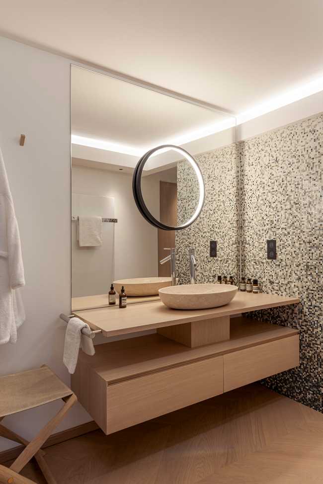 A casa lontano da casa: Nicolai Paris