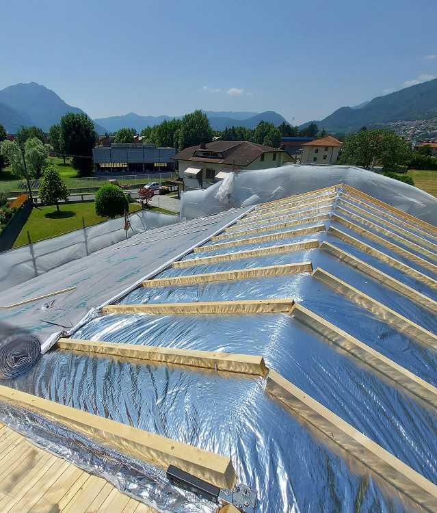 Tetto Milano. Un pacchetto isolante per le coperture che permette di soddisfare i parametri del Superbonus 110%