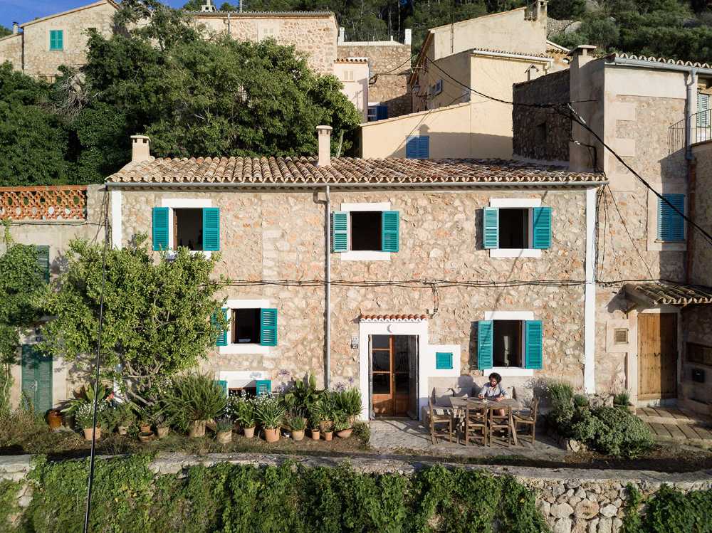 Ca’n Rei Townhouse, l’architettura tradizionale letta attraverso una lente contemporanea