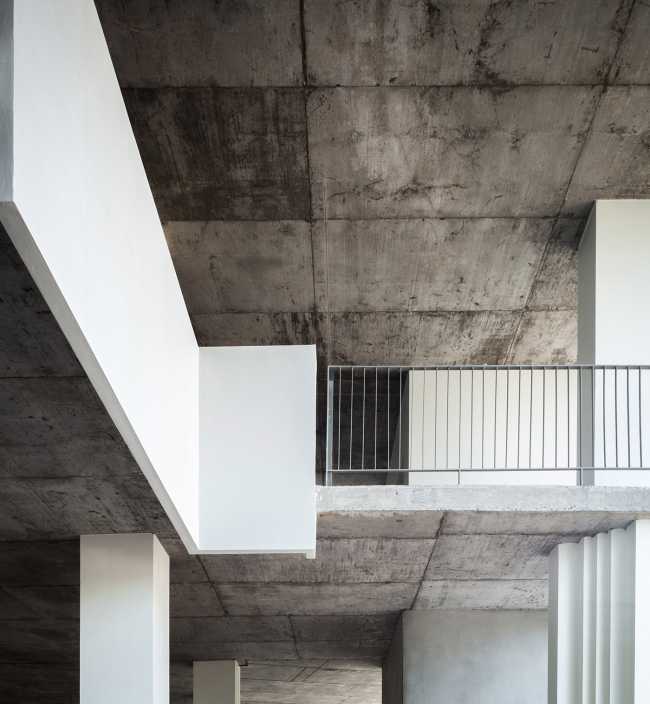 Meditate among the Thailand rocks and return to the essence of life