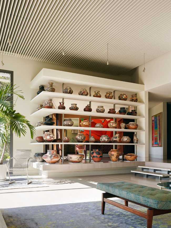 On an oak-covered hillock, Ranch Dressing opens up to 270-degree panoramic views