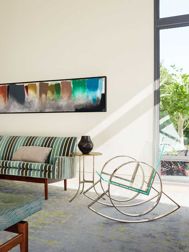 On an oak-covered hillock, Ranch Dressing opens up to 270-degree panoramic views