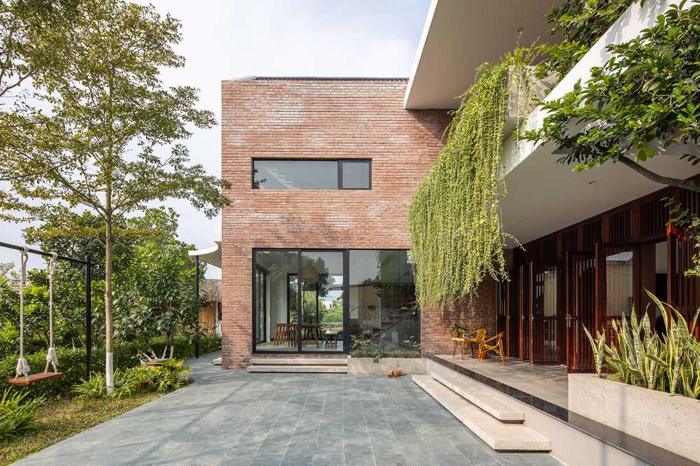 A traditional Vietnamese house style shape and an expression with a modern twist