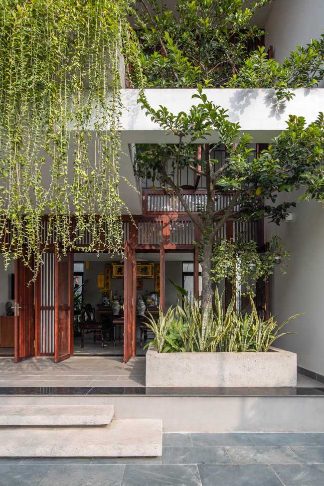A traditional Vietnamese house style shape and an expression with a modern twist