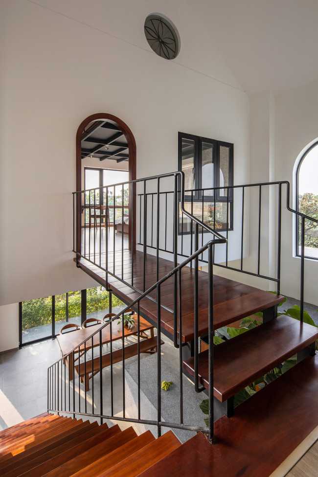 A traditional Vietnamese house style shape and an expression with a modern twist