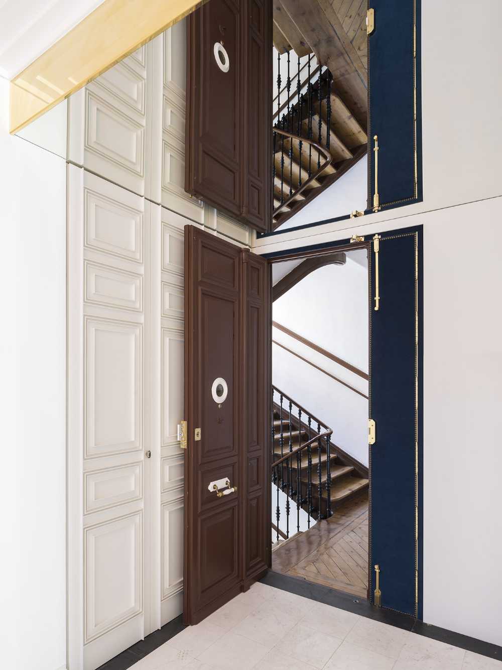Une maison raconte la vie d'un globe-trotter: entre le charme ancien et le nouveau design, la M.R. House au cœur de Madrid