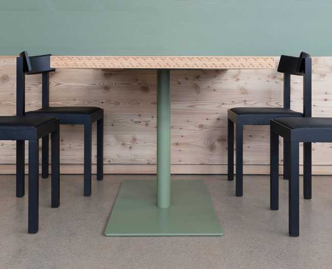 Bistro Bergsteiger y su composición en equilibrio con el paisaje