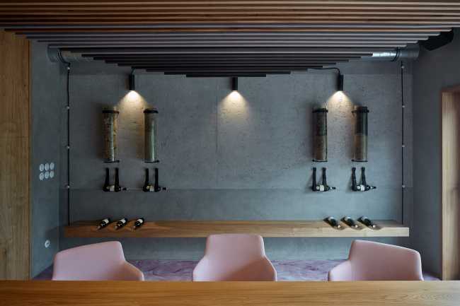 Wine Bar Reisten, the new wine bar with a view of the Carpathians