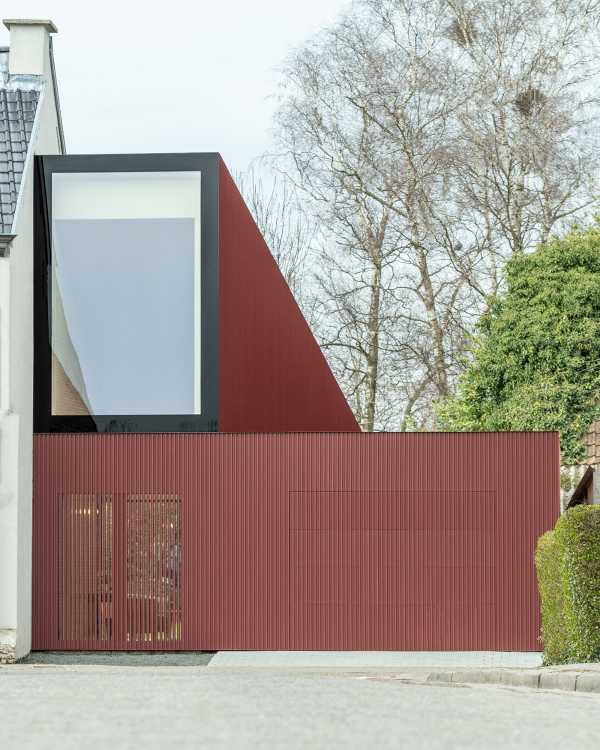 Converting a garage into a comfortable garden room, where you can enjoy your lazy time