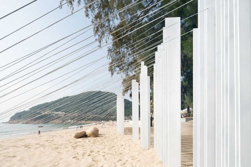 Intangible Sound, the Manifest Platform from which to observe the sea