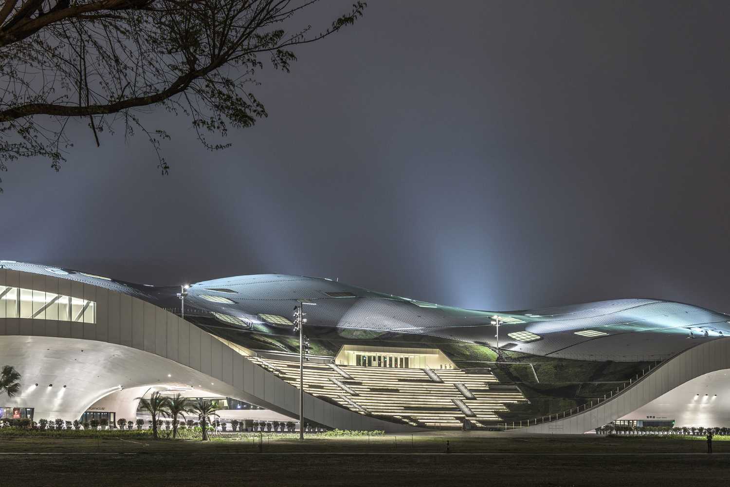 National Kaohsiung Centre for the Arts, majestueux arbre architectural qui veille sur la vie artistique de la ville sous son ombre protectrice