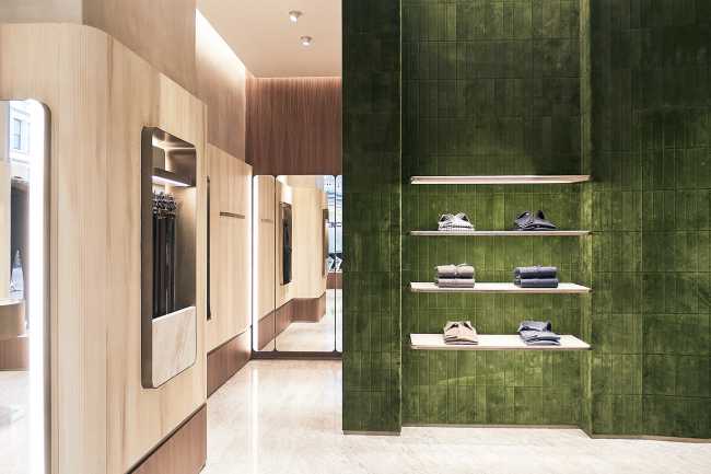 Canali a Londra: un flagship store pensato come uno scrigno di eleganza