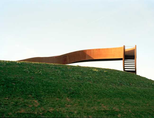 The Elastic Perspective: un sentiero che si fa scultura, tra continuità ed infinito