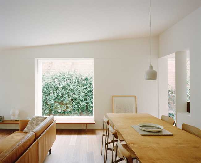 Casa JJ nella periferia di Sydney. Recupero di un vecchio cottage