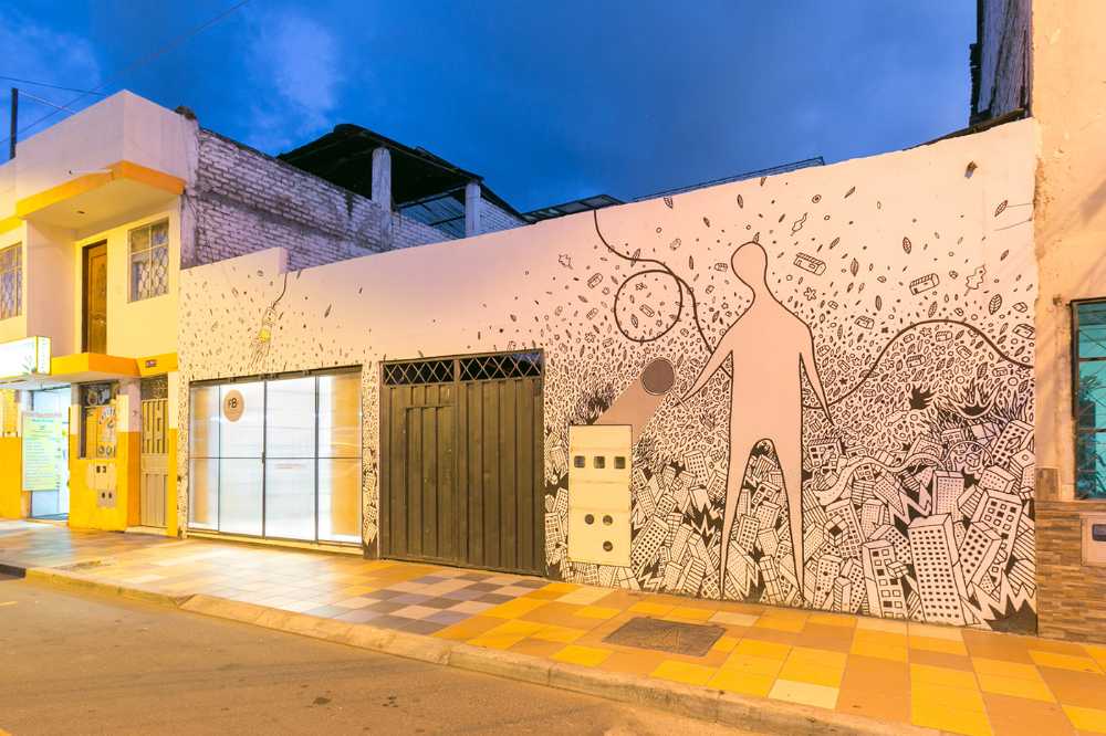 Matericità, illuminazione e arredo protagonisti del restyling per il nuovo studio di FB+