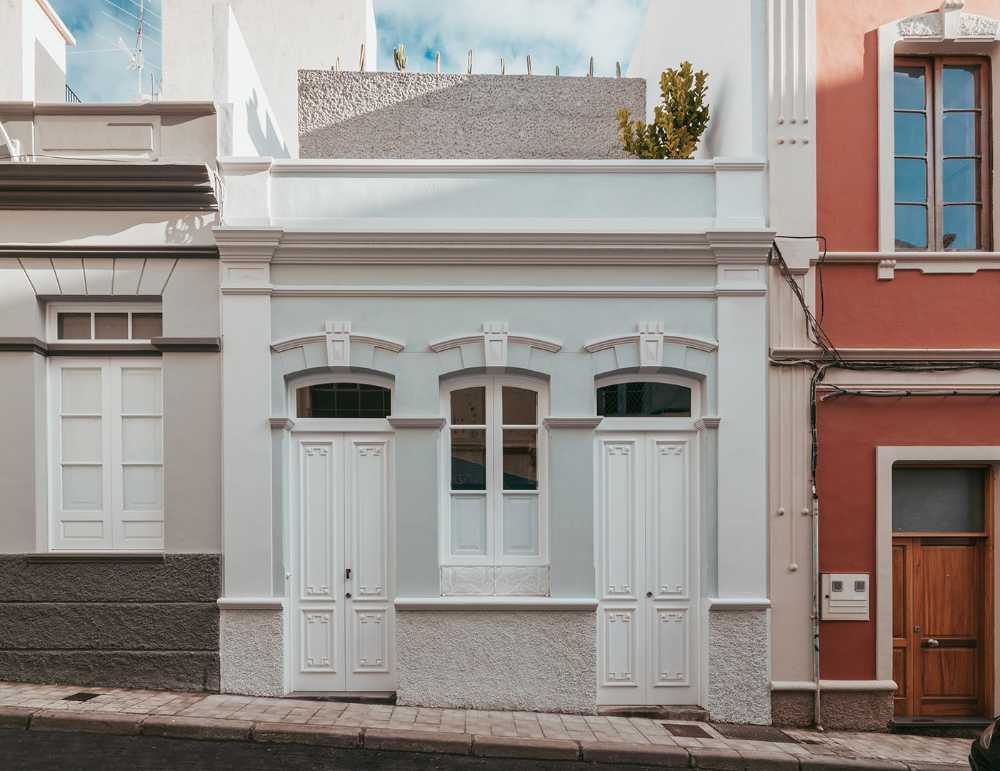 Casa La Toscalera. L’evoluzione di una casa-patio tradizionale canaria senza cancellare l'essenza del luogo