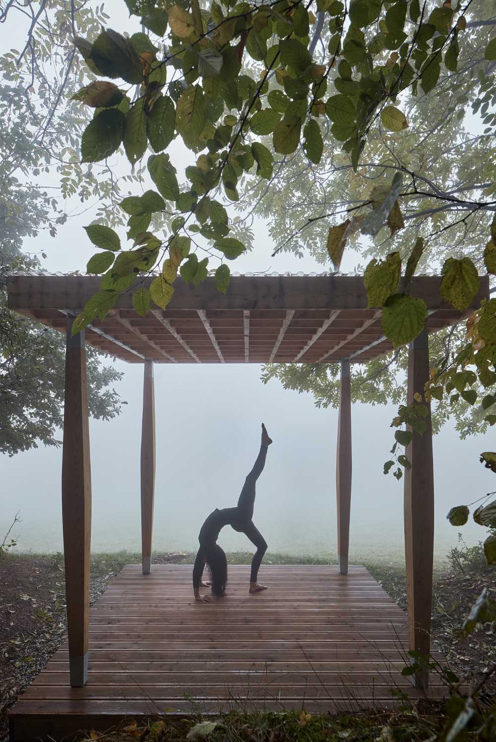 Wooden outdoor furniture promotes healthy living and in harmony: the Yogapoints