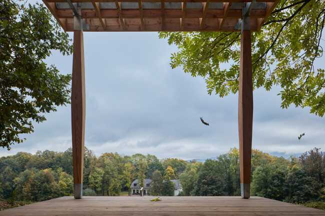 Arredo outdoor in legno incoraggia una vita sana e in armonia: gli Yogapoints