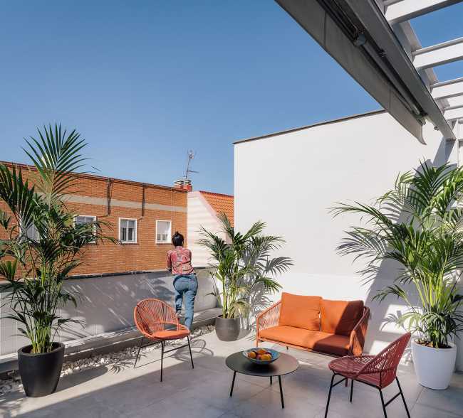 Individual and social dimensions: Dozendoors a co-living in Madrid's multi-ethnic neighborhood