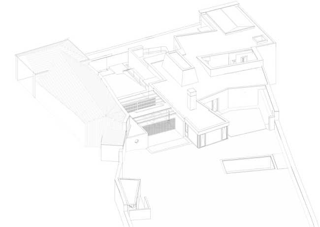 Four patios for the recovered and expanded Rates House: oases of intimacy which overlook the street and garden