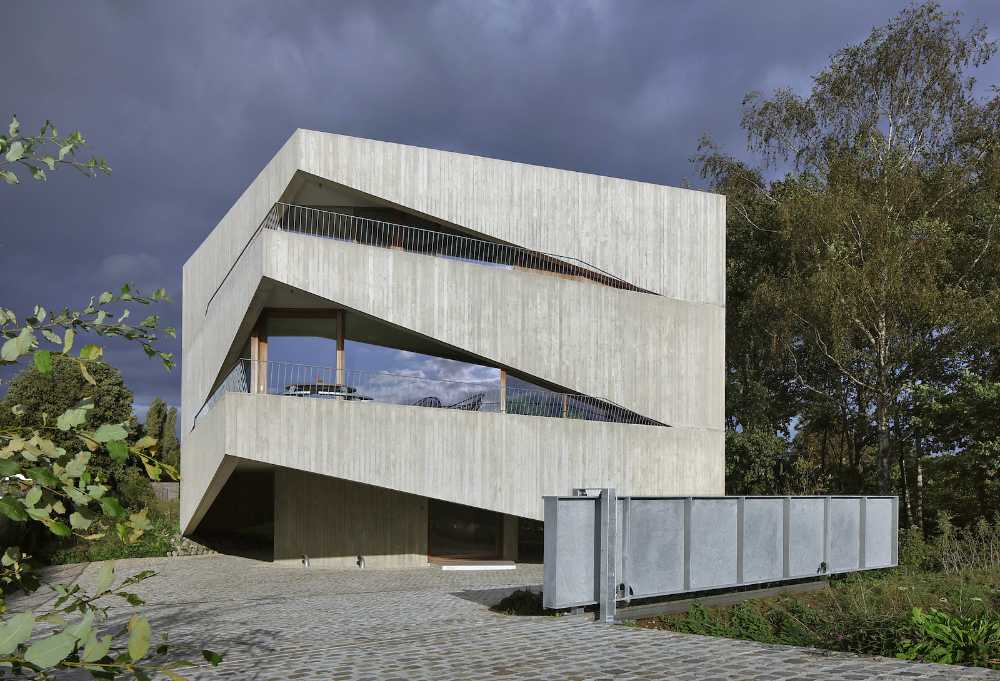 A playful facade of asymmetrical canopies for the N-DP House