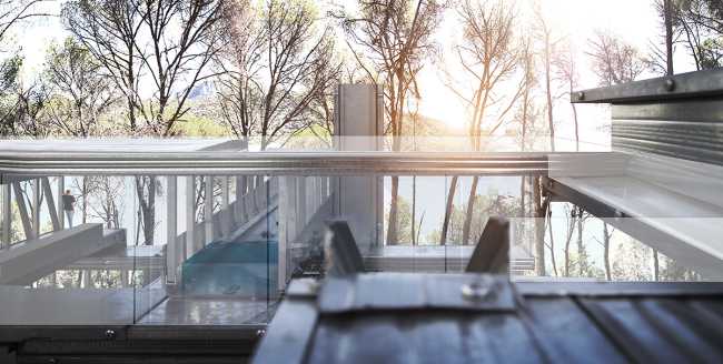 Una cascada de espacios acomodados a lo largo de la pendiente para la Zig Zag House