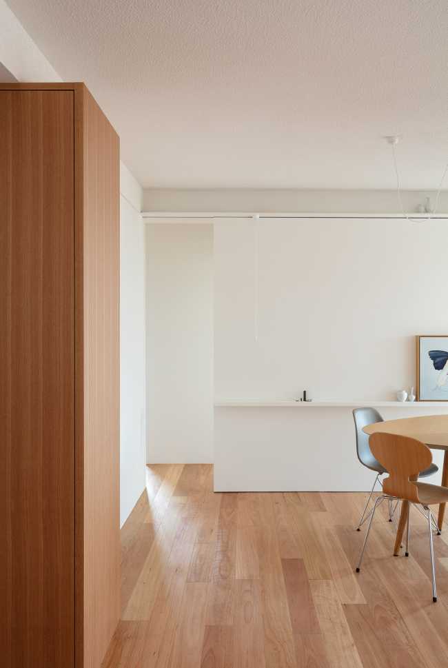 MB apartment, an impressive transformation with minimal interventions