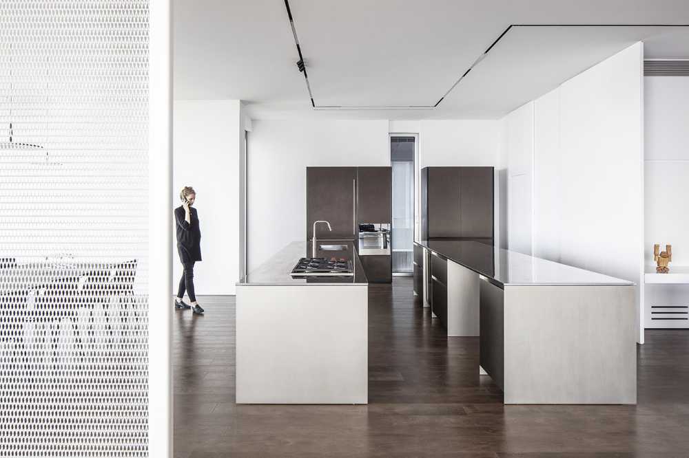 White Screens Apartment dove sperimentare la leggerezza dell’essere nel centro di Tel Aviv