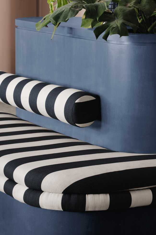 Nuevo hall para el Plaza Hutchison: un extravagante moodboard da la bienvenida a los jóvenes universitarios a su residencia